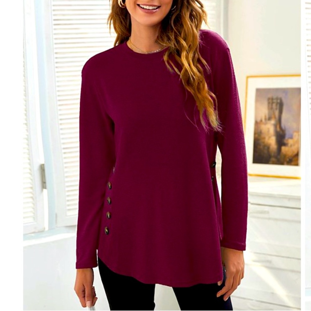 New ENNO Wine Red Button-Accent Long-Sleeve
Crewneck Tee - Women SIZE XXL